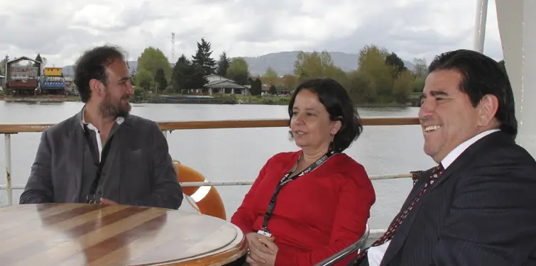 Presidente CNTV lanza sala con contenidos televisivos en FIC Valdivia 2014 