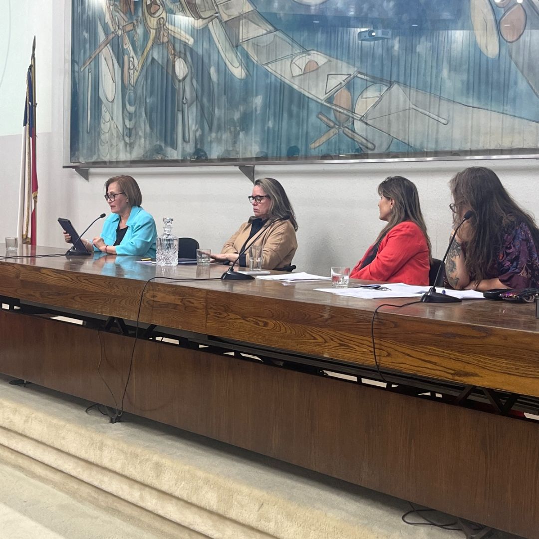 CNTV presenta estudio de género en la TV a estudiantes de periodismo de la Usach