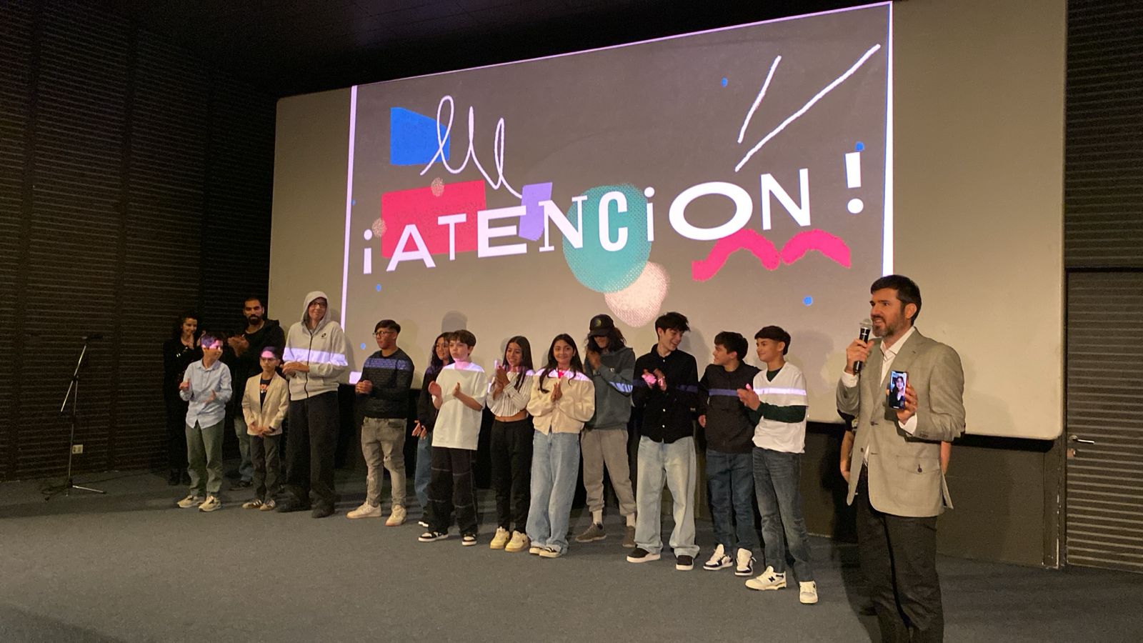 CNTV lanza serie infantil “¡Atención!” sobre salud mental y uso de pantallas